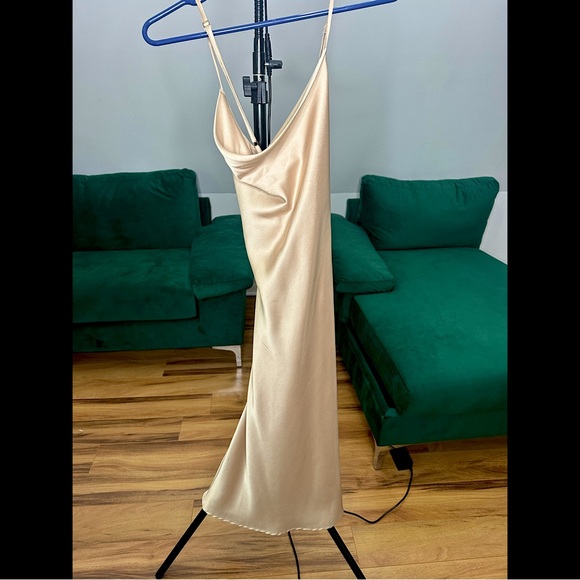 NWOT Show Me Your Mumu Verona Midi Cowl Dress - Picture 3 of 12